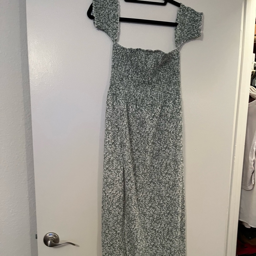 Green slit dress